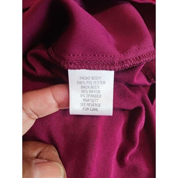 Dana Buchman Sleeveless Blouse Top Keyhole With Gold Bar Plum Wine   XLarge - Picture 8 of 9